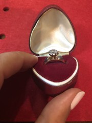 18c gold ring - diamond cluster + 2 sapphires. Hallmarked
